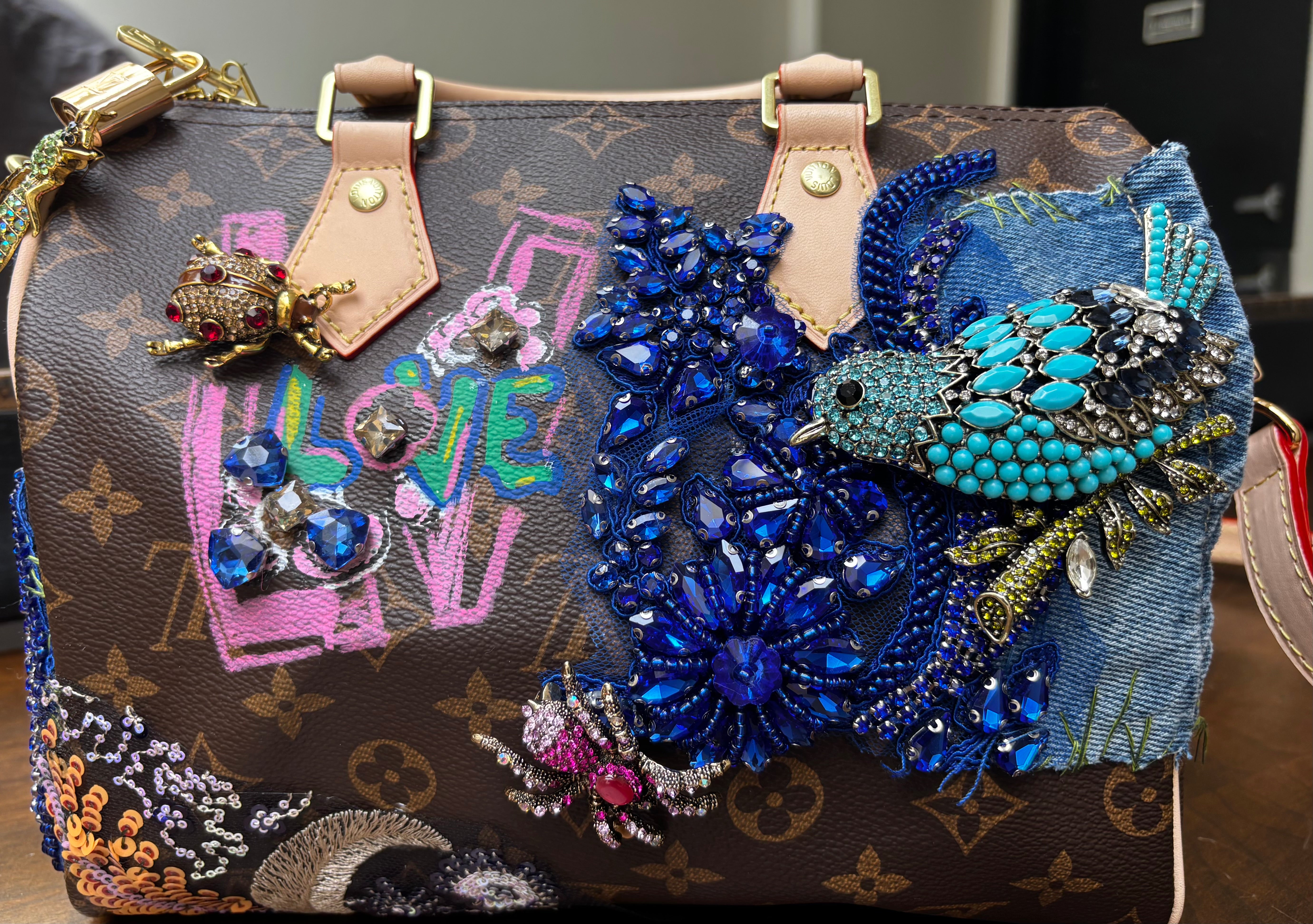 Love and Jewels Speedy 25”