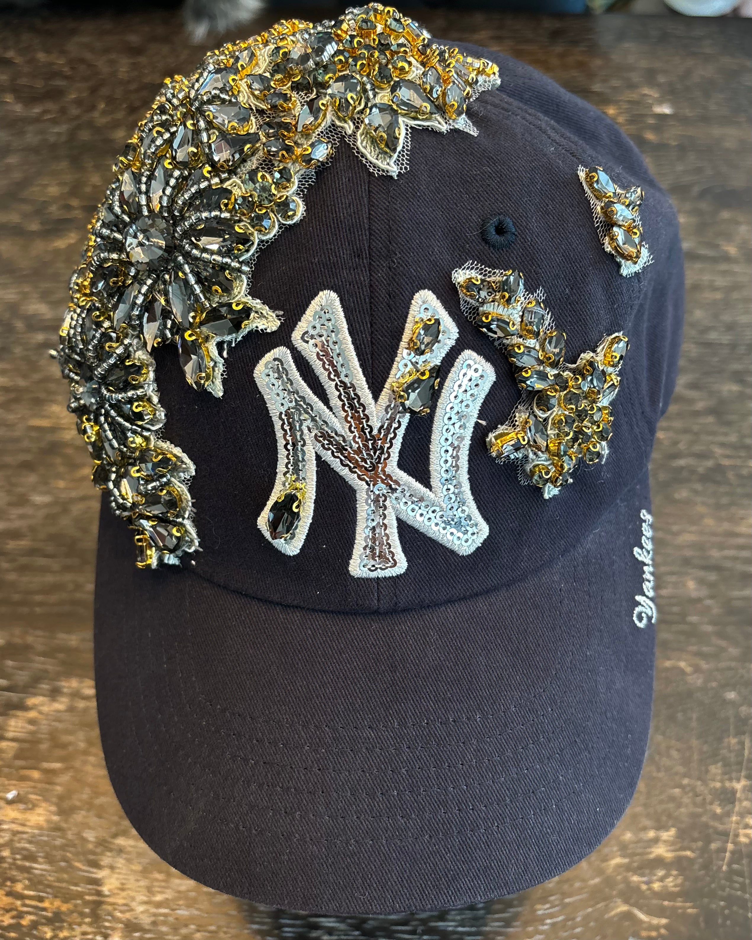 Silver & Gold for Yankees Cap