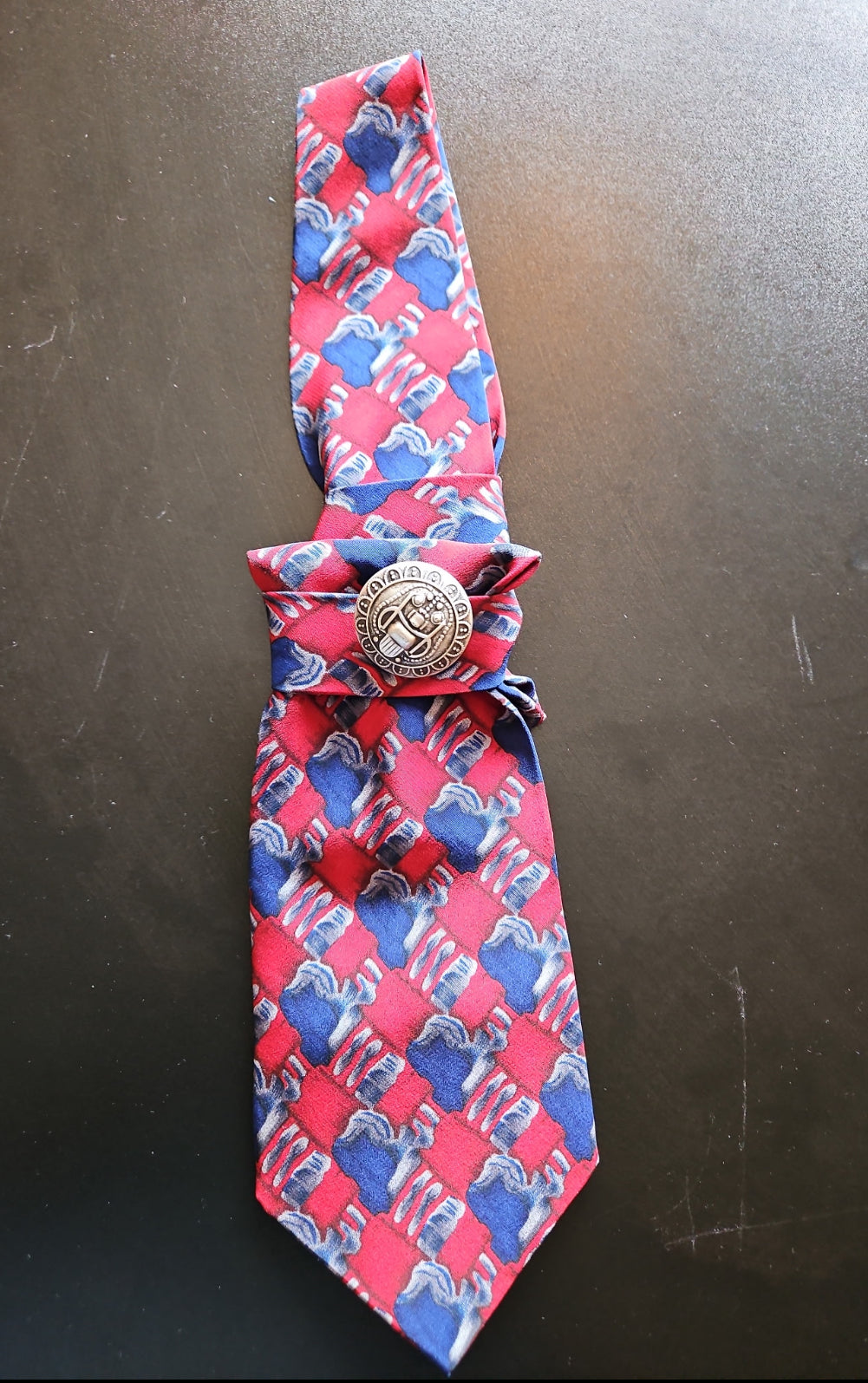 Satin Mirage Tie Pendant