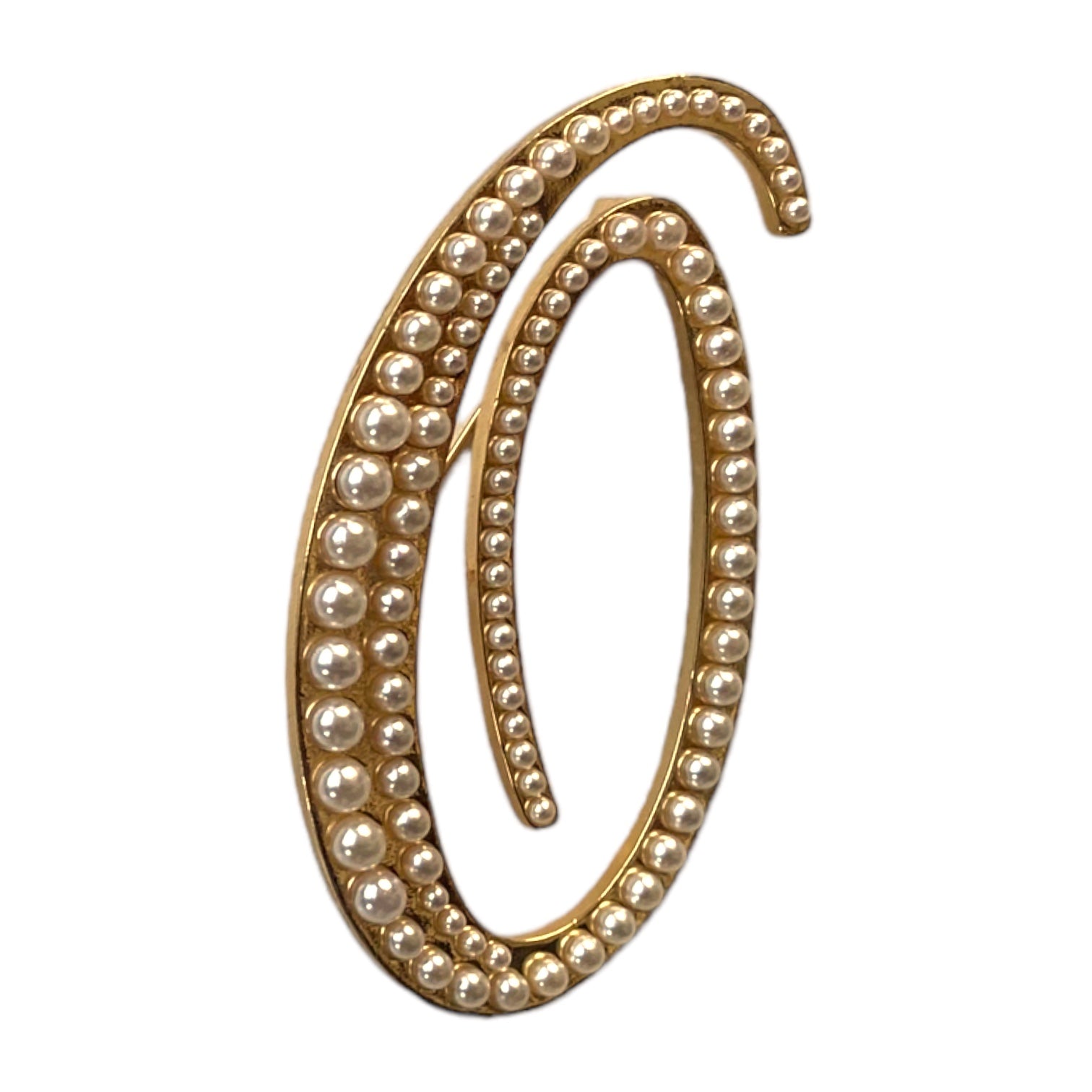 Pearled Letter “O” Brooch