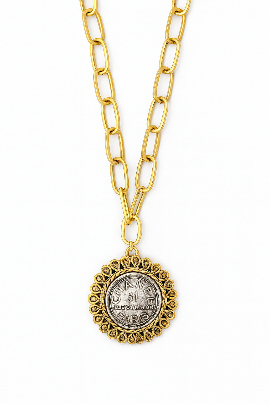 • Rue Royale Chain Necklace